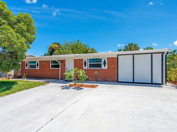 3852 Catalina Road, Palm Beach Gardens FL 33410