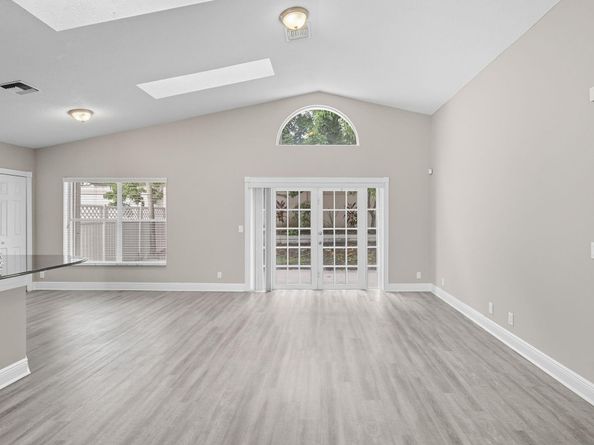 2006 Cross Breeze Dr, Wellington FL 33414
