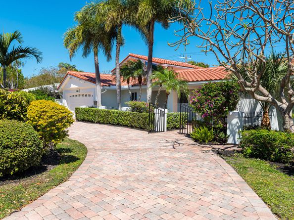 2601 NE 37 Street, Fort Lauderdale FL 33306
