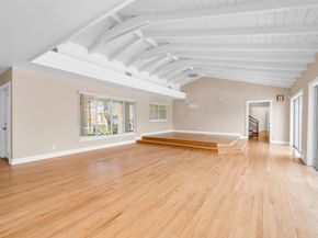 2601 NE 37 Street, Fort Lauderdale FL 33306