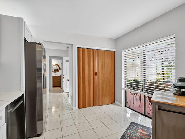 5710 Parkwalk Circle E, Boynton Beach FL 33472