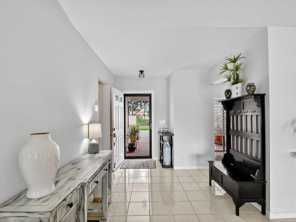 5710 Parkwalk Circle E, Boynton Beach FL 33472