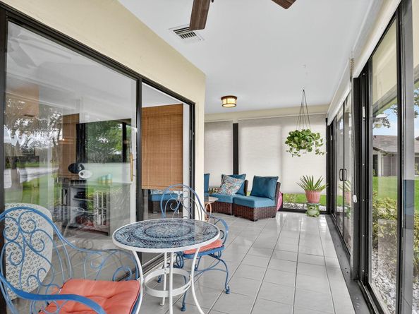 5710 Parkwalk Circle E, Boynton Beach FL 33472