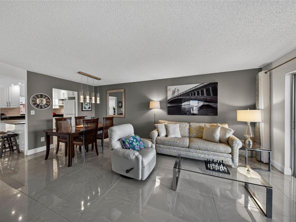 2781 N Pine Island Rd 312, Sunrise FL 33322