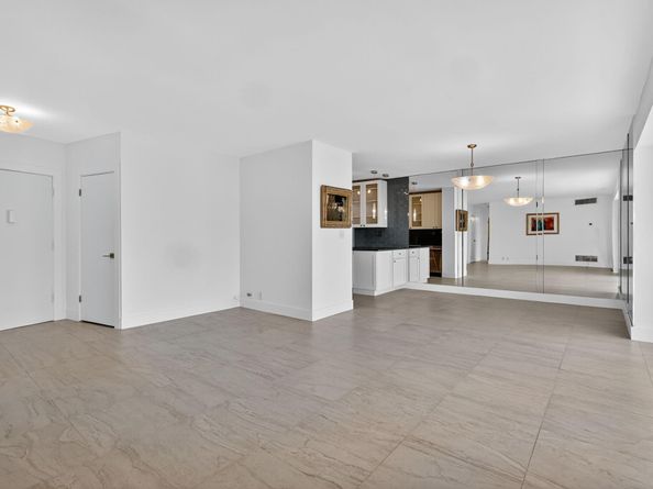 44 Cocoanut Row 507A, Palm Beach FL 33480