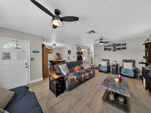 640 SW 28th Way, Fort Lauderdale FL 33312