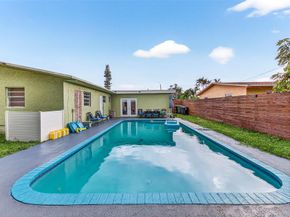 640 SW 28th Way, Fort Lauderdale FL 33312