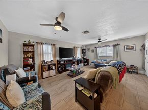 640 SW 28th Way, Fort Lauderdale FL 33312