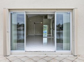 Undisclosed Address #RX-11123870, Boca Raton FL 33428