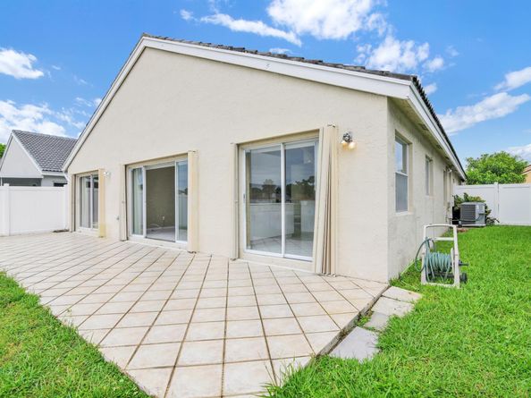 Undisclosed Address #RX-11123870, Boca Raton FL 33428