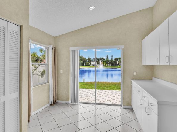 Undisclosed Address #RX-11123870, Boca Raton FL 33428