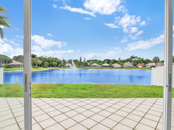 Undisclosed Address #RX-11123870, Boca Raton FL 33428