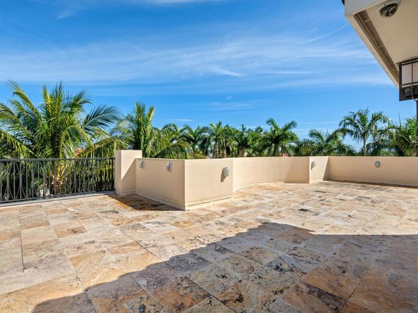 1216 Palm Trail, Delray Beach FL 33483