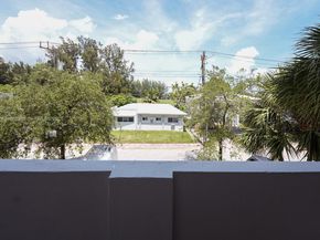 130 S Shore Drive 3C, Miami Beach FL 33141