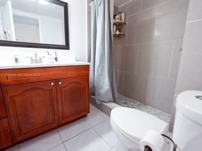 130 S Shore Drive 3C, Miami Beach FL 33141