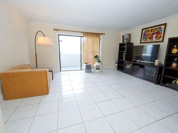 130 S Shore Drive 3C, Miami Beach FL 33141