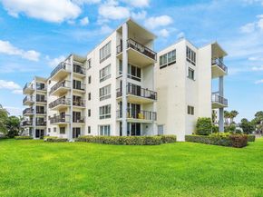 1206 S Lake Drive 203, Lantana FL 33462