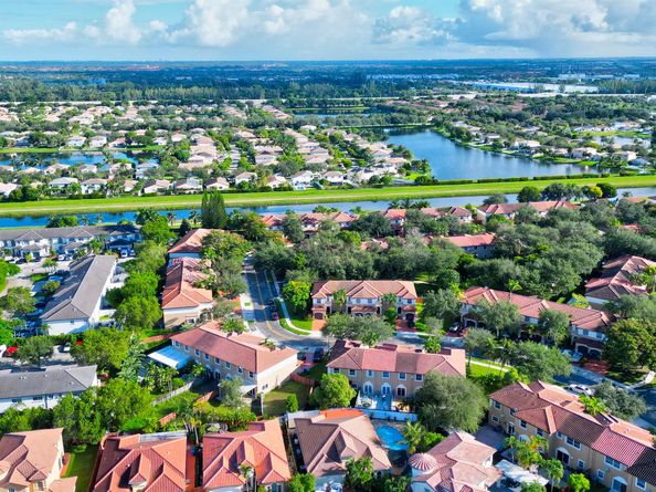 12799 SW 50th Street, Miramar FL 33027