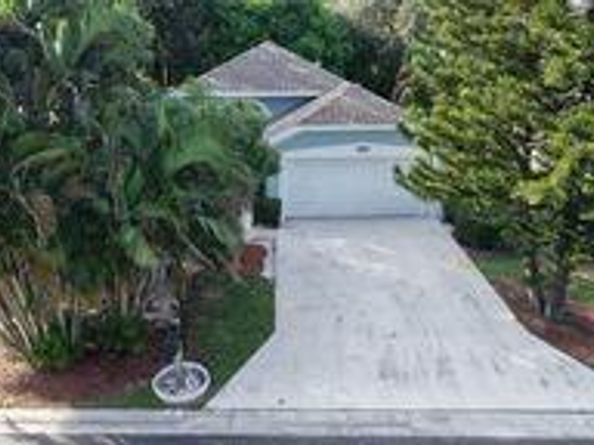 2202 Soundings Court, Greenacres FL 33413