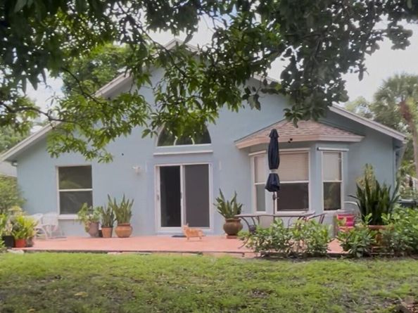 2202 Soundings Court, Greenacres FL 33413