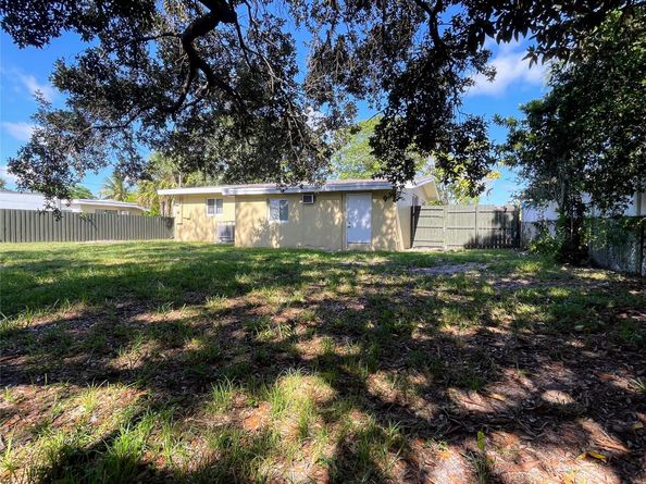 1174 SW 30th Ave, Fort Lauderdale FL 33312