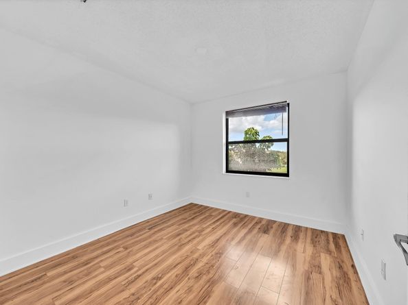 4111 Coral Tree Cir 324, Coconut Creek FL 33073