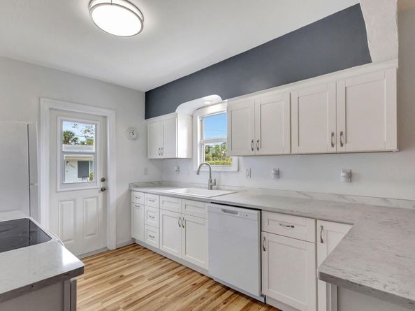 1132 N Palmway, Lake Worth Beach FL 33460