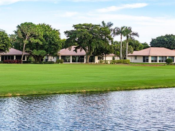 10539 Coralberry Way, Boynton Beach FL 33436