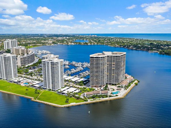 100 Lakeshore Drive 1558, North Palm Beach FL 33408