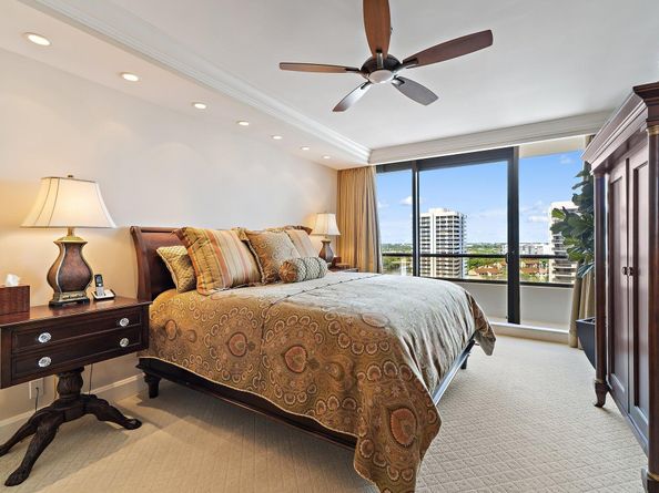 100 Lakeshore Drive 1558, North Palm Beach FL 33408