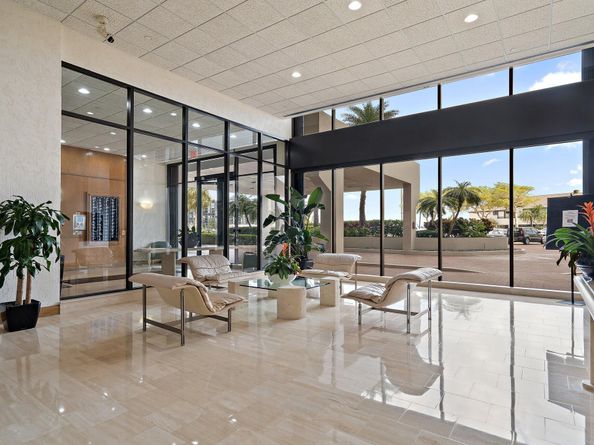 100 Lakeshore Drive 1558, North Palm Beach FL 33408
