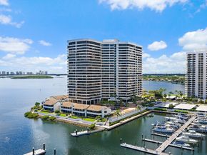 100 Lakeshore Drive 1558, North Palm Beach FL 33408