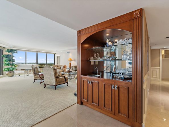 100 Lakeshore Drive 1558, North Palm Beach FL 33408
