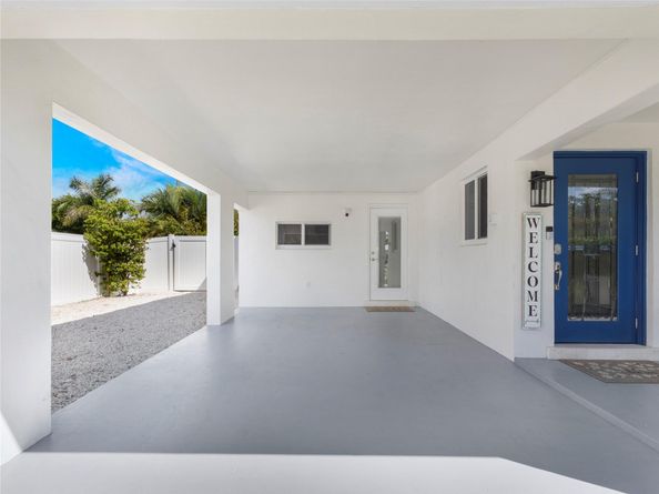 301 NE 23rd St, Boca Raton FL 33431