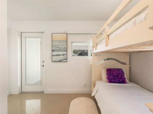 301 NE 23rd St, Boca Raton FL 33431