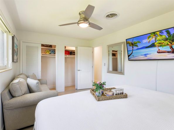 301 NE 23rd St, Boca Raton FL 33431