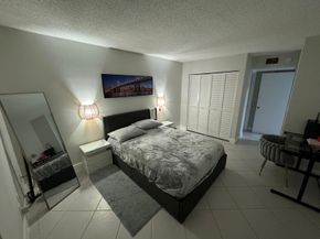 3550 Blue Lake Dr 101, Pompano Beach FL 33064