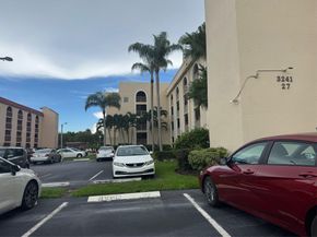 3241 Holiday Springs Blvd 108, Margate FL 33063