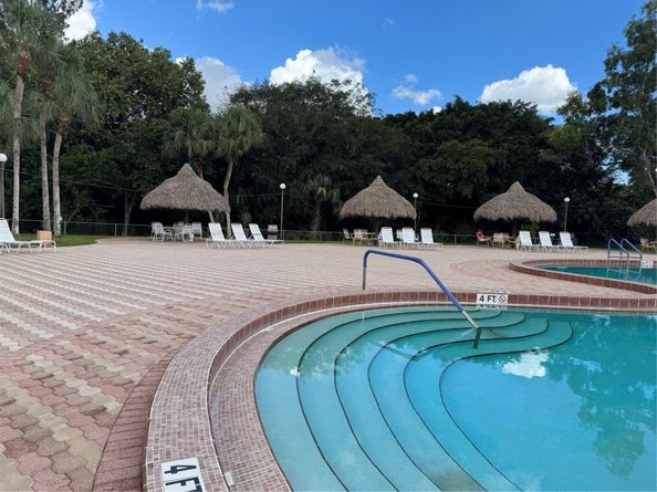 3241 Holiday Springs Blvd 108, Margate FL 33063