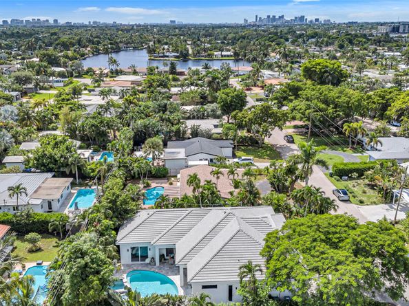 4440 NE 15th Ter, Oakland Park FL 33334