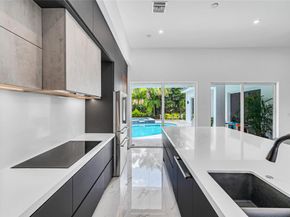 4440 NE 15th Ter, Oakland Park FL 33334