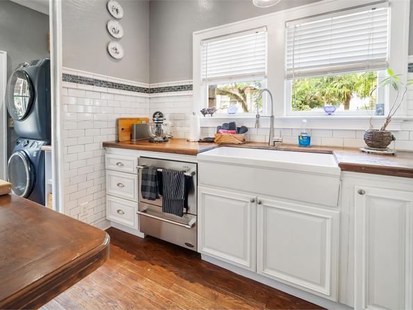 1611 S Olive, West Palm Beach FL 33401