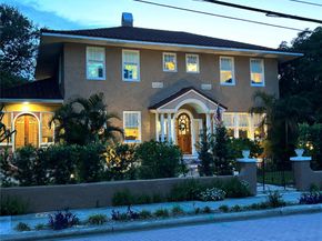 1611 S Olive, West Palm Beach FL 33401