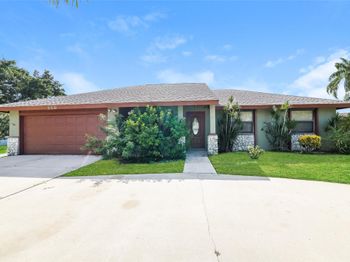 320 Sandpiper Ave