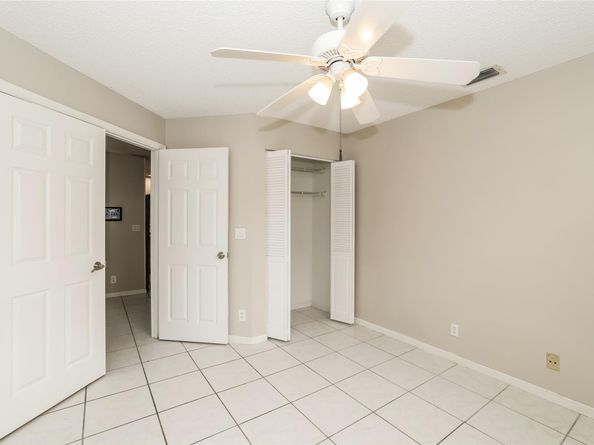 320 Sandpiper Ave, West Palm Beach FL 33411