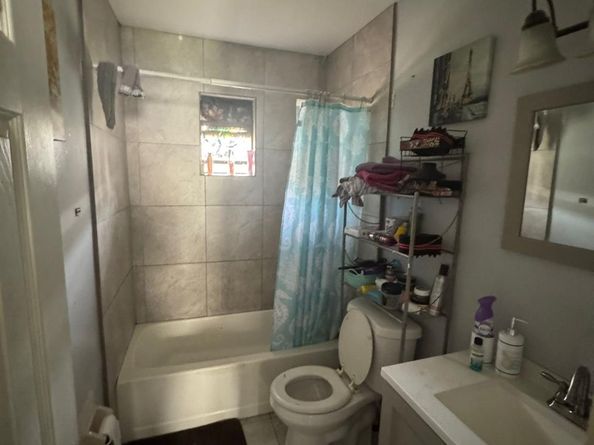 2610 NW 14th St, Fort Lauderdale FL 33311