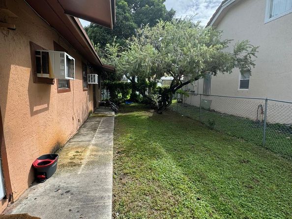 2610 NW 14th St, Fort Lauderdale FL 33311