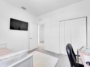 20357 NW 4th Path, Miami Gardens FL 33169
