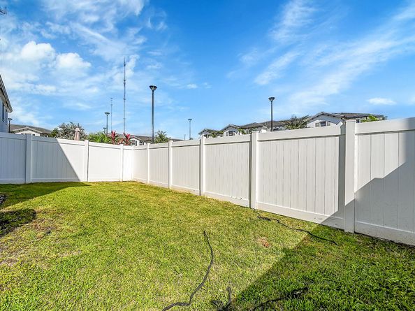 20357 NW 4th Path, Miami Gardens FL 33169