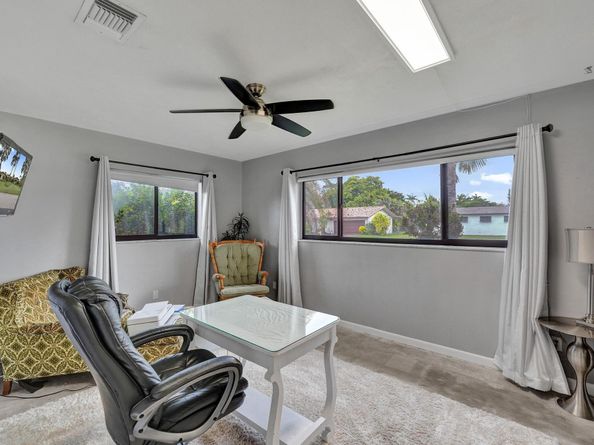 4761 SW 72nd Ave, Davie FL 33314